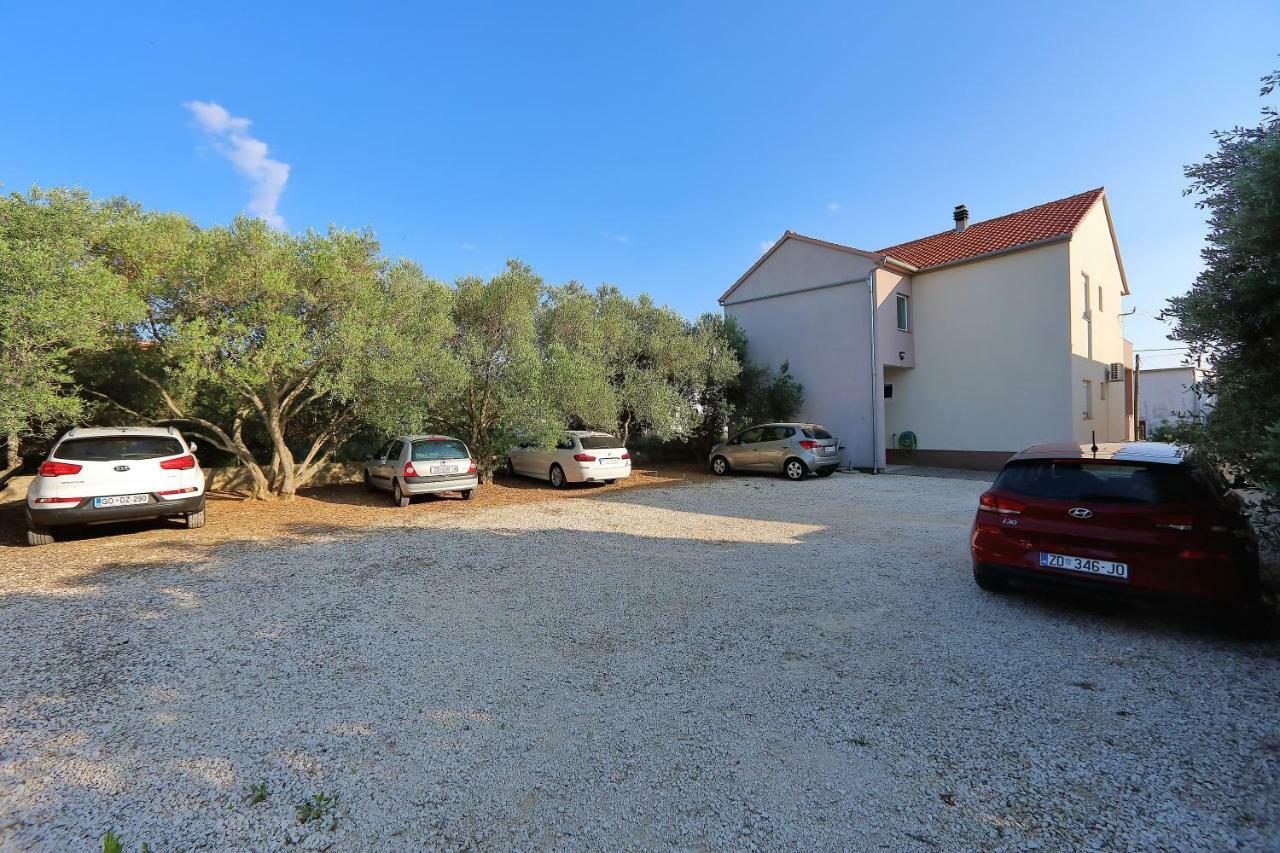 Holiday House Andrija Бибине Екстериор снимка
